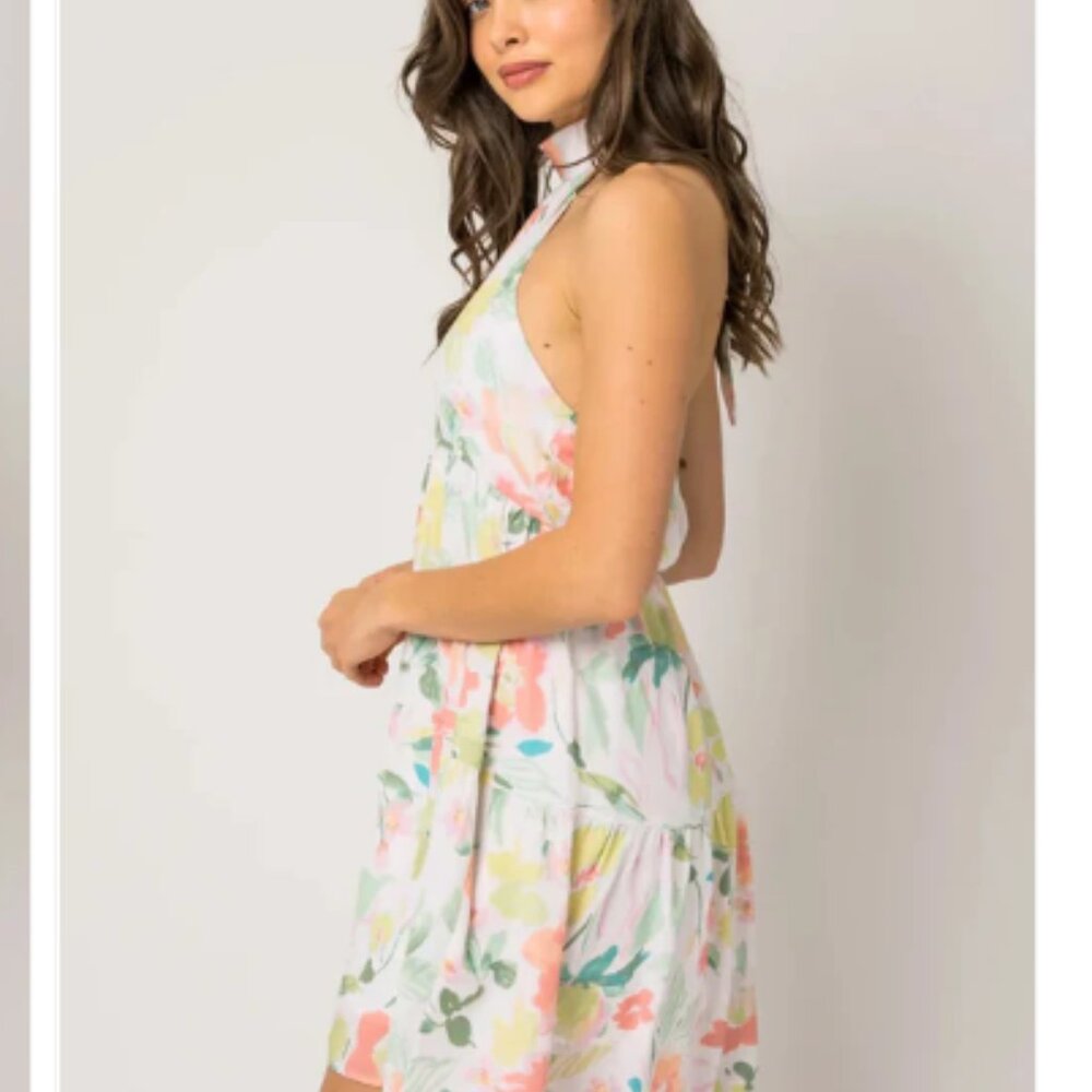 NWT Gilli Floral Halter Mini Dress Open Back Tie Neck Size L